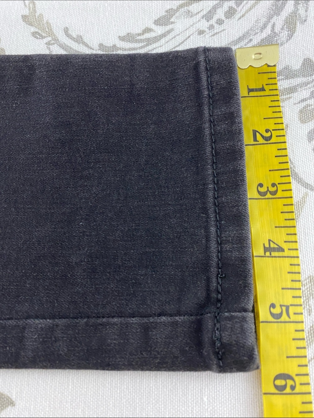 Kut from the Kloth Kurvy Diana Skinny - Picture 8 of 12